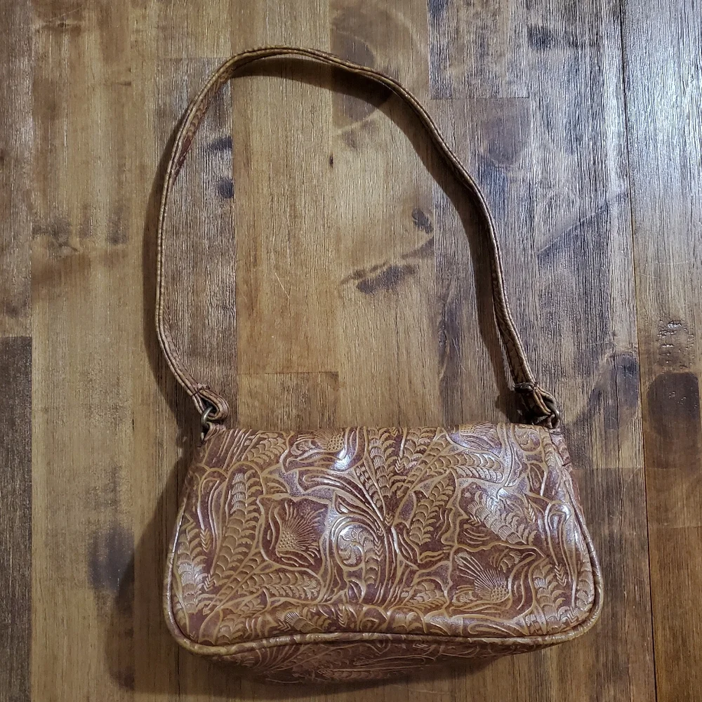Women's Floral Embossed Western Shoulder Purse - Tan Cognac Brown